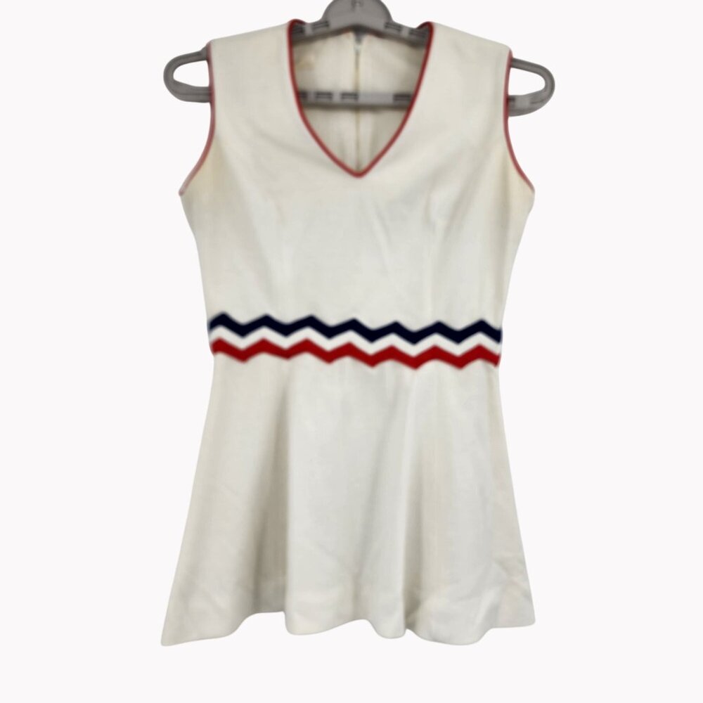 Vintage Saks Fifth Avenue  Small Active Sportswear Sleeveless Dress As Is